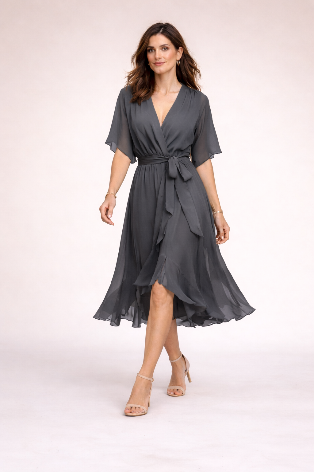Monica - Robe en chiffon avec col en V