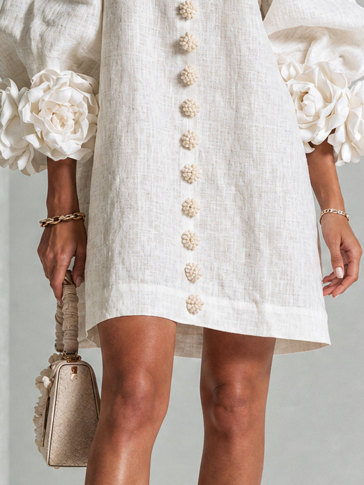 Joséphine | Robe Mini Boutonnée Florale Blanche à Manches Fleuries