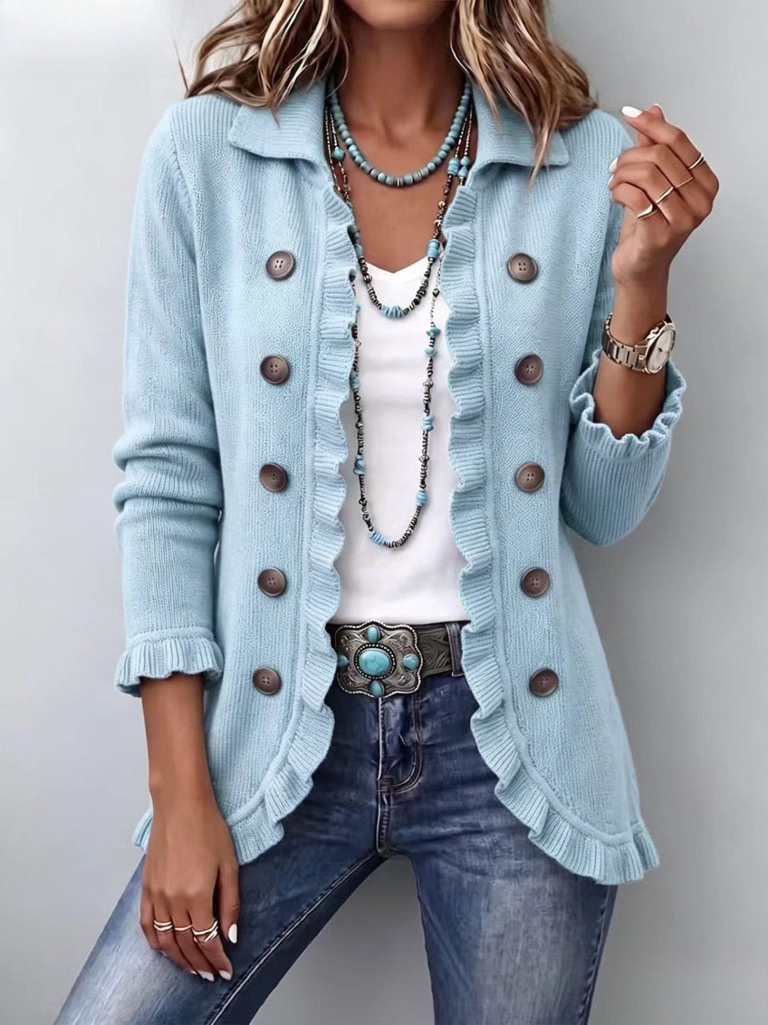 Cecilia | Veste en tricot côtelé bleu poudre à volants