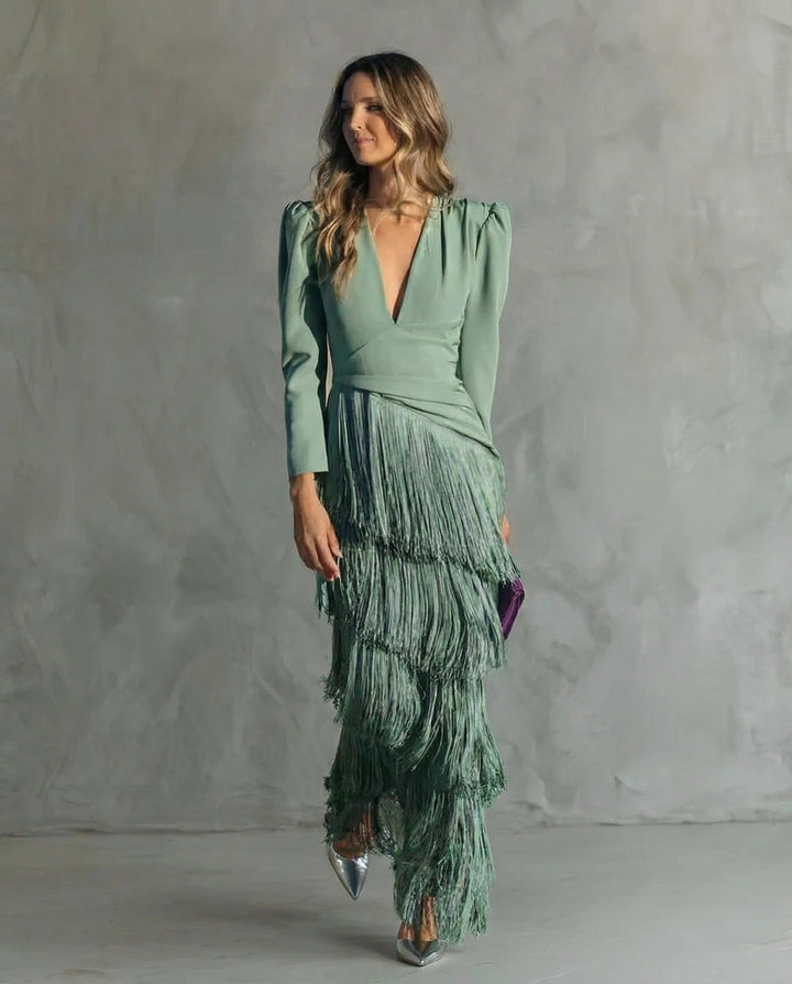 Clara - Robe élégante à manches à franges