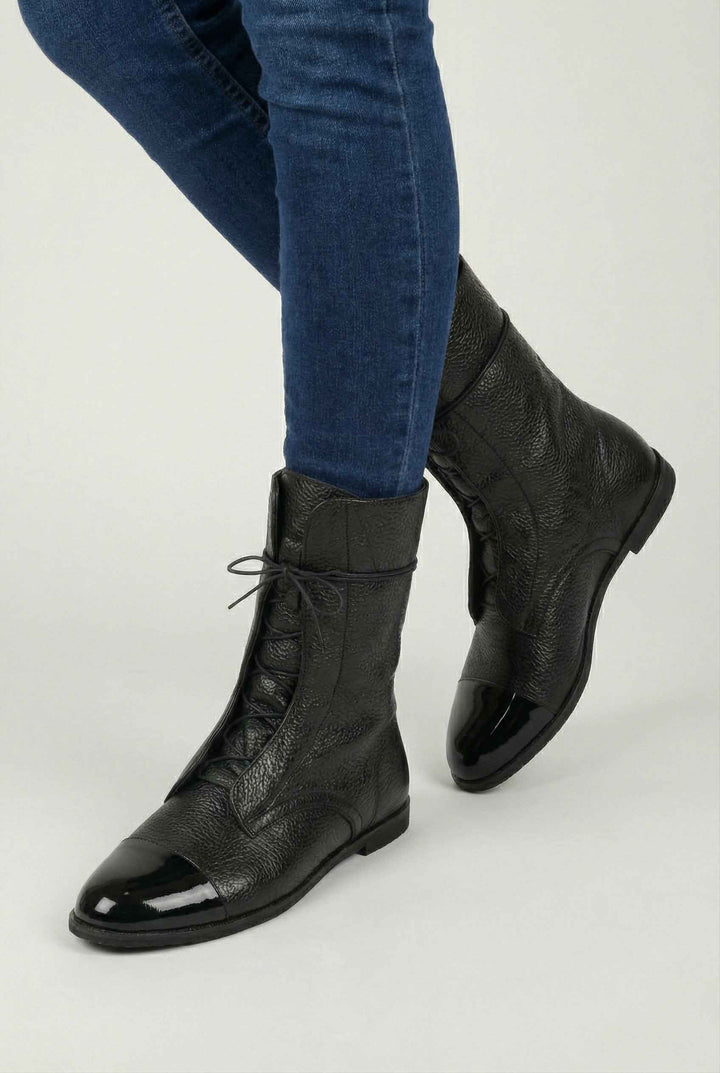 Maëlle | Bottines Noires Élégantes à Lacets