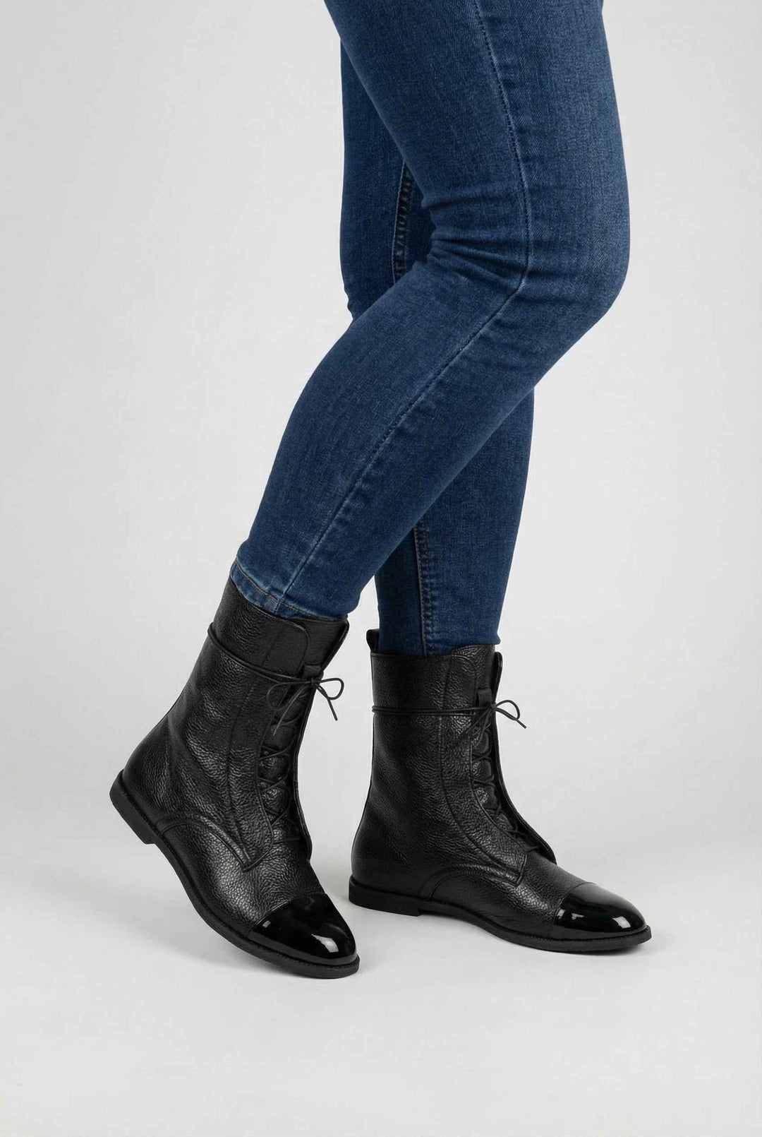 Maëlle | Bottines Noires Élégantes à Lacets