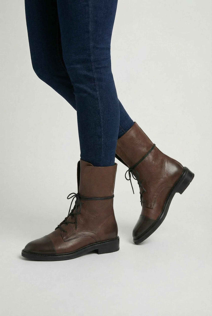 Capucine | Bottines Marron aux Détails Élégants
