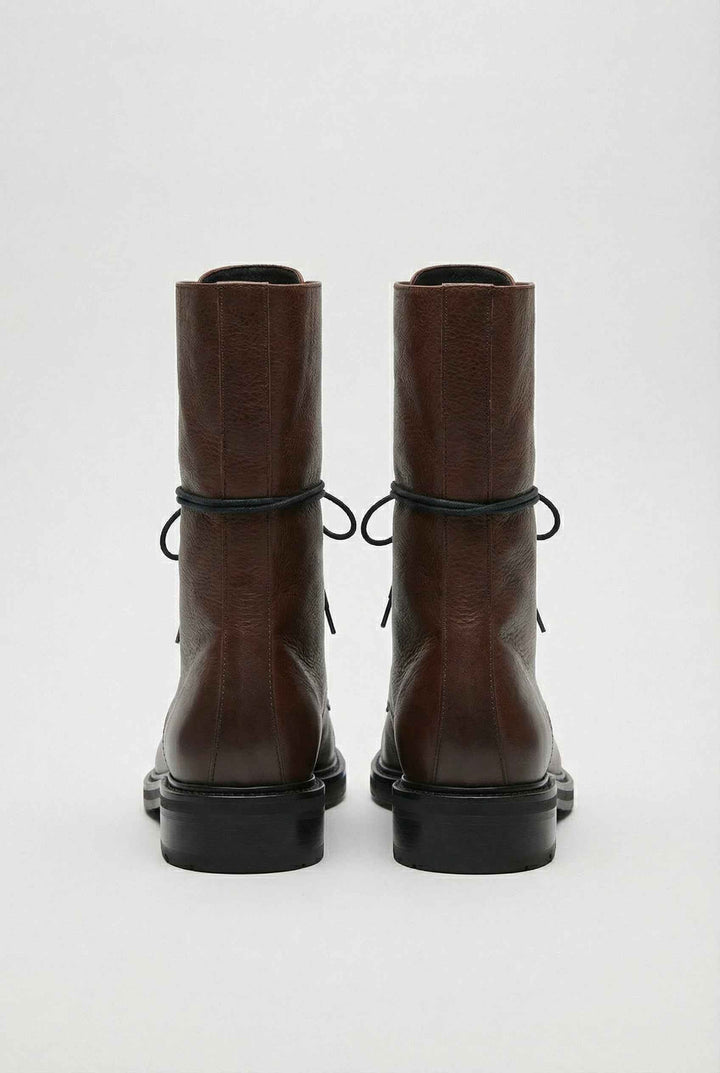 Capucine | Bottines Marron aux Détails Élégants